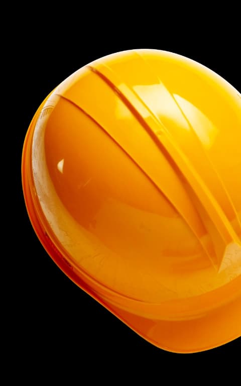 section5 노란 헬멧 이미지